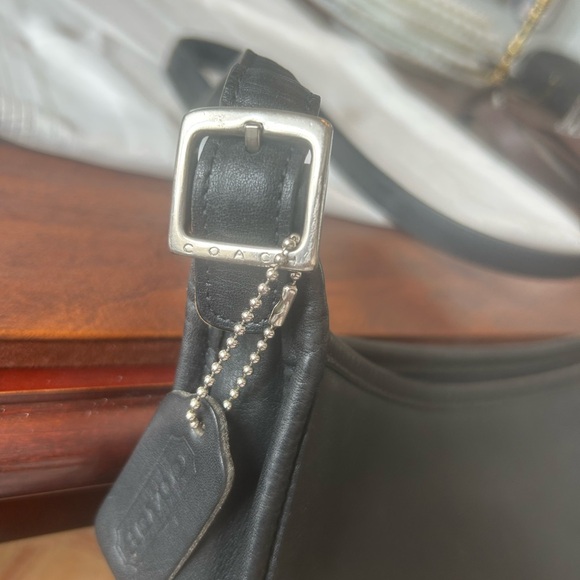 Coach Vintage Andrea 9073 bucket Black Leather purse - Picture 8 of 10